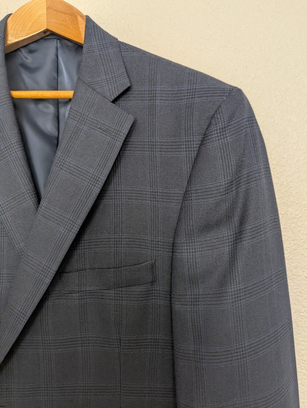 CLUB ROOM Vintage Men's Navy/Black Plaid Sport Jacket Blazer 44R